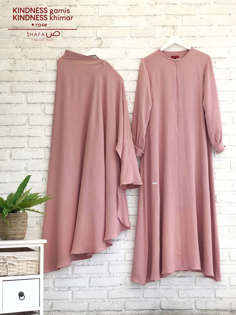 Kindness Gamis Rose